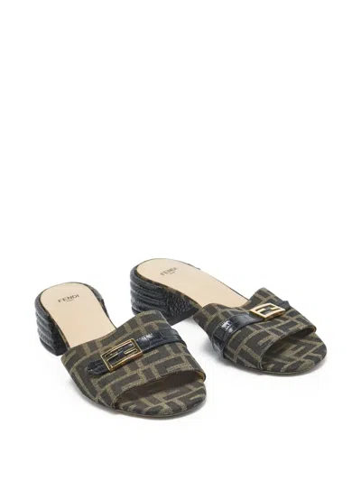 Pre-owned Fendi 45mm Zucca Mules In Brown