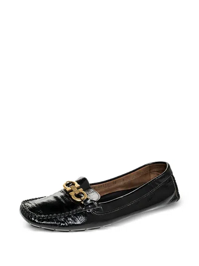 Pre-owned Ferragamo Gancini Loafers In Black