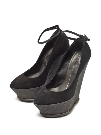 Pre-owned Giuseppe Zanotti Vintage  160mm Wedge Pumps In Black