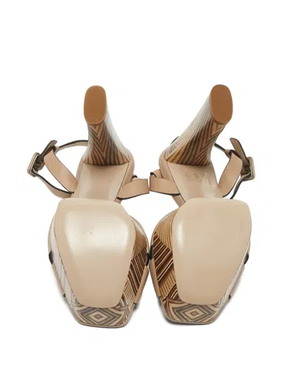 Pre-owned Le Silla  145mm Strappy Platform Sandals