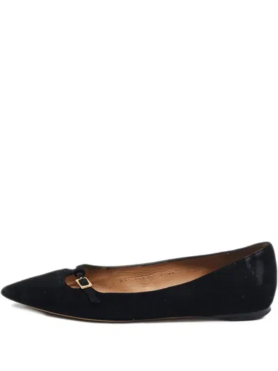 Pre-owned Ferragamo Pointed-toe Ballet Flats In Black