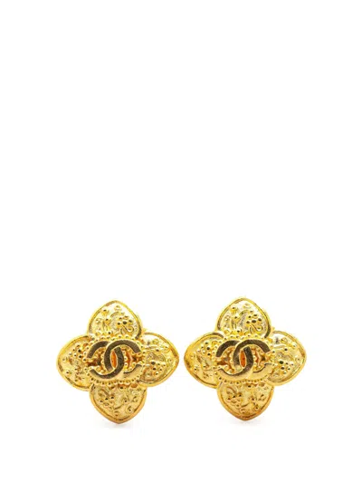 Pre-owned Chanel 1996 Gold Plated Cc Clover Clip On Earrings Costume Earrings