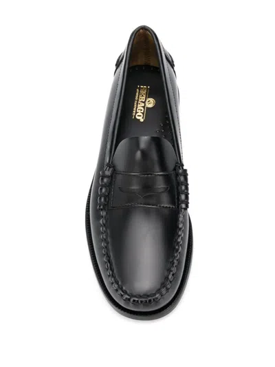 Sebago ♪ I'm The One Who's Gonna Make It ♪