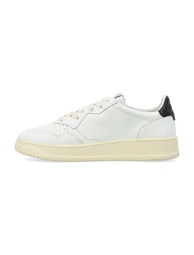 Autry Medalist Low Sneakers
