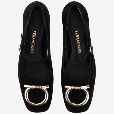Ferragamo Suede Gancini Heeled Ballerina With Gold Hardware In Black