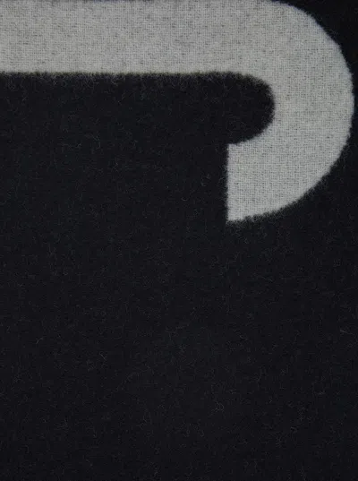 Jacquemus Fringed Graphic Design Scarf In Black In Black