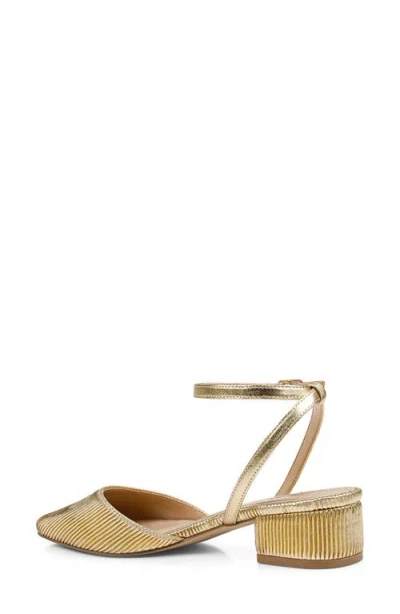 Jewel Badgley Mischka Stacy Ankle Strap Pump