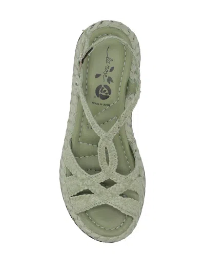 La Rose Maui Platform Wooden Sandal In Green