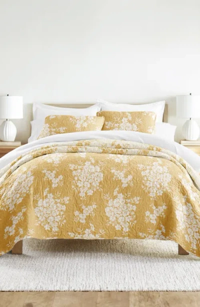 Homespun Pattern Reversible Quilt & Sham Set