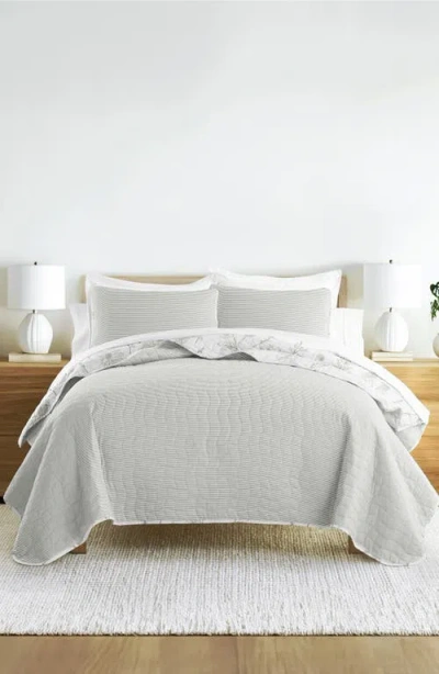 Homespun Pattern Reversible Quilt & Sham Set