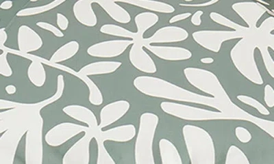 Sunnylife The Vacay Luxe Beach Umbrella In Metallic