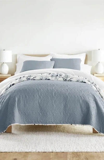 Homespun Pattern Reversible Quilt & Sham Set