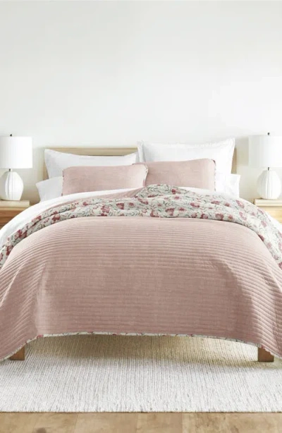 Homespun Pattern Reversible Quilt & Sham Set