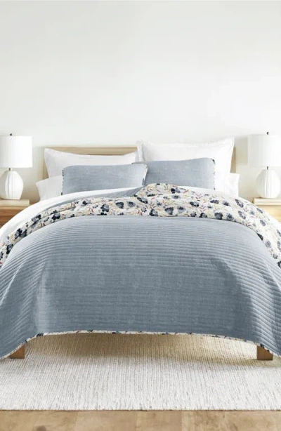 Homespun Pattern Reversible Quilt & Sham Set