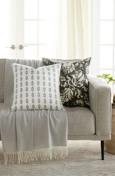 Homespun Assorted 2-pack Accent Pillows