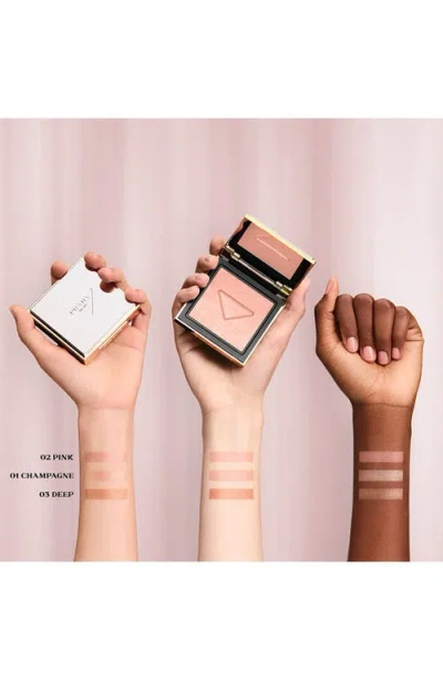 Prada Light Glowing Highlighter Powder