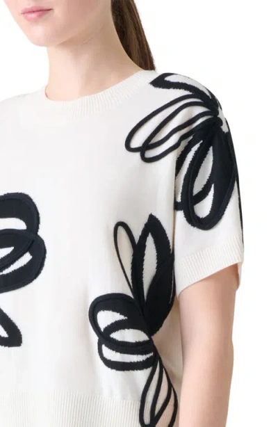 Akris Punto Daisy Intarsia Knit Short Sleeve Virgin Wool Sweater In White