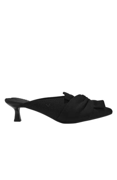 Vivaia Pointed-toe Bow Sandals