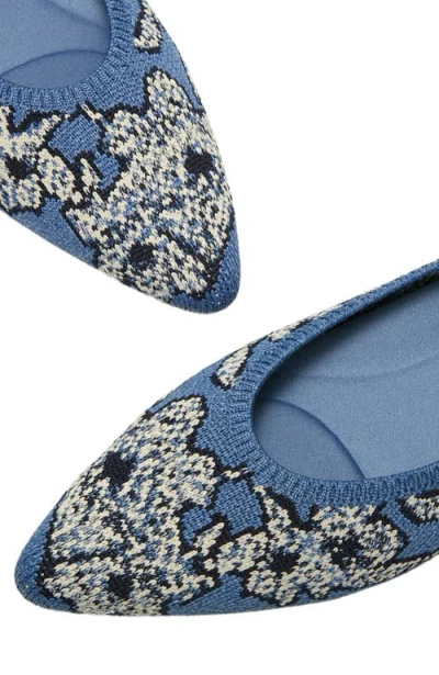 Vivaia Pointed-toe Ballet Flats In Blue