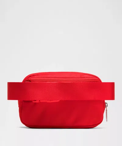 Lululemon - Everywhere Belt Bag 1l - Neon,red/true Red