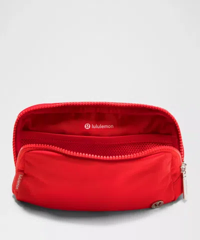 Lululemon - Everywhere Belt Bag 1l - Neon,red/true Red