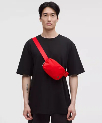 Lululemon - Everywhere Belt Bag 1l - Neon,red/true Red
