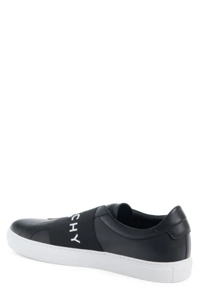 Givenchy Calfskin Leather Sneakers With Printed Logo And Contrasting Sole In Black