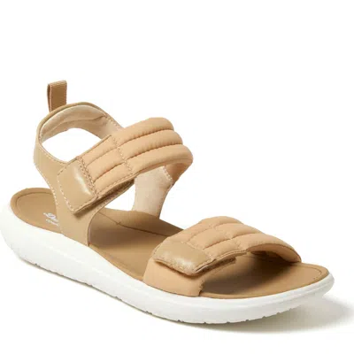 Dearfoams Thea Quarter Strap Sandal In Brown