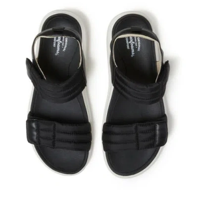 Dearfoams Thea Quarter Strap Sandal In Black