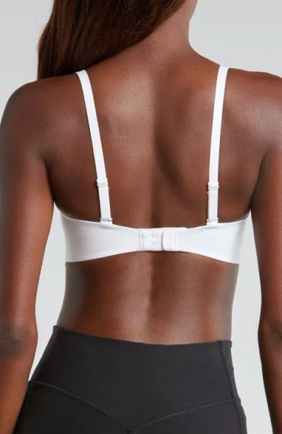 Nike Alate Minimalist Dri-fit Padded Sports Bra In White