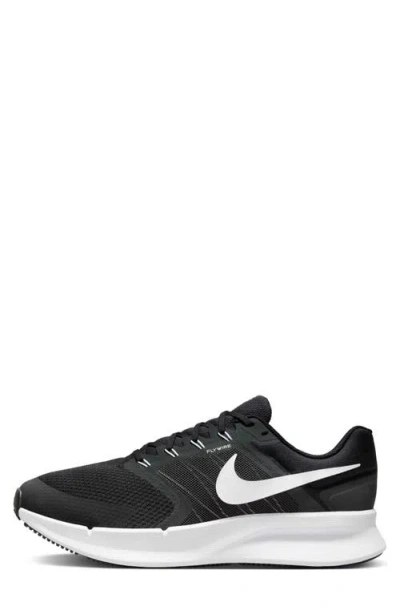 Nike Run Swift 3 Running Shoe In Black