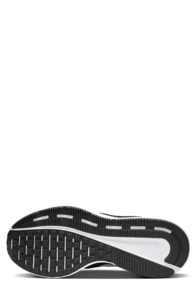 Nike Run Swift 3 Running Shoe In Black
