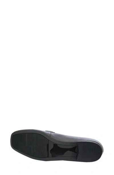 Vaneli Simply Loafer In Black