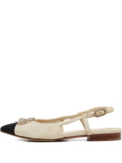Pre-owned Chanel Bow-detail Slingback Flats In Neutral