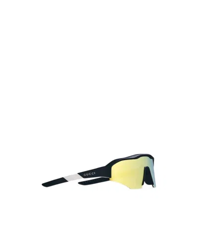Gucci Rectangular Frame Sunglasses In Green