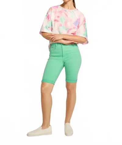 Fdj Women's Suzanne Bermuda Pant In Patina In Green