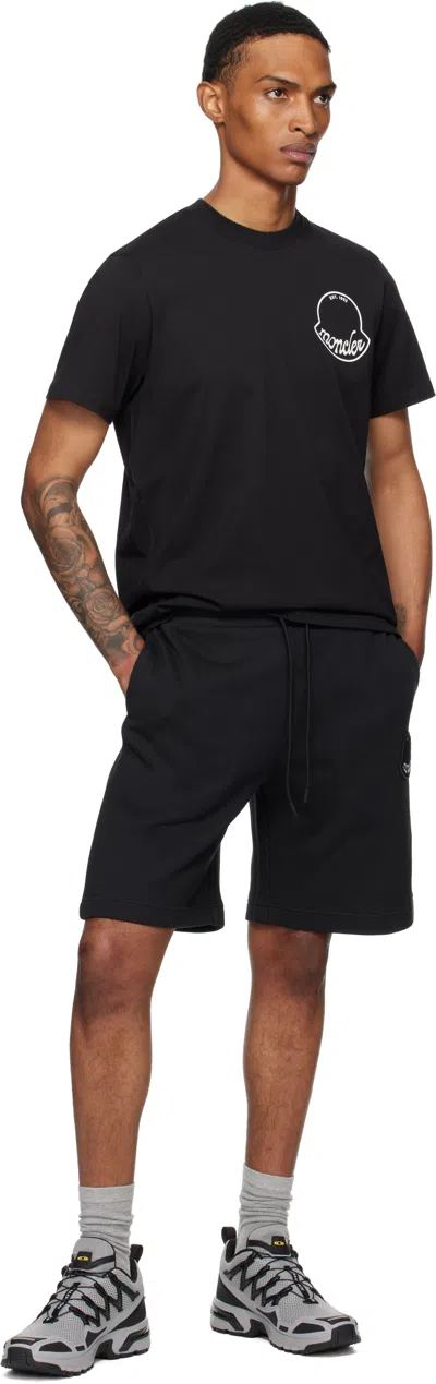 Moncler Black Logo Patch Cotton Shorts In Black