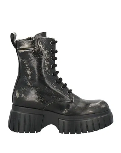 Fruit Fru. It Woman Ankle Boots Black Size 8 Leather