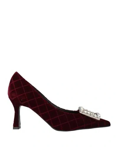 Roberto Festa Woman Pumps Burgundy Size 6 Textile Fibers