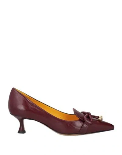Mara Bini Woman Pumps Plum Size 7 Leather