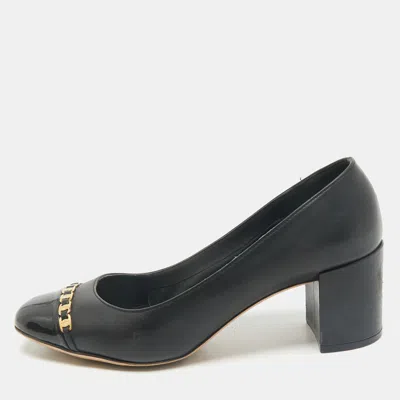 Pre-owned Ferragamo Black Patent And Leather Vara Chain Pumps Size 37