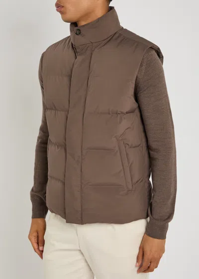 Aurélien Quilted Shell Gilet In Brown