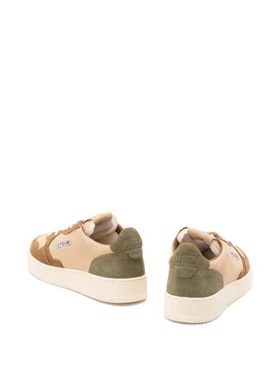 Autry Medalist Suede-panelled Lace-up Sneakers In Neutral
