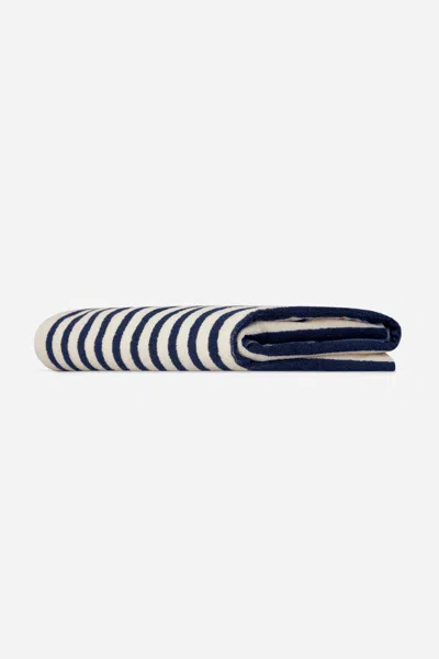 A Days March Bath Towel In Gray