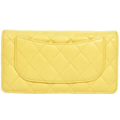Pre-owned Chanel Yellow Leather Long Wallet (bi-fold) ()