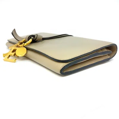 Pre-owned Chloé Gray Leather Long Wallet (bi-fold) ()