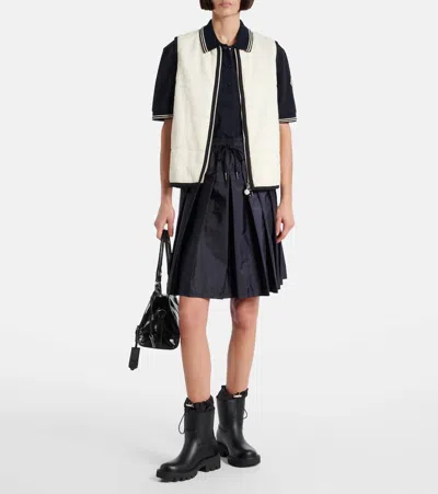 Moncler Kickstream Rubber Wellington Ankle Boots In Black