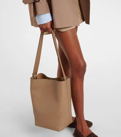 Max Mara Archetipo Medium Leather Shoulder Bag