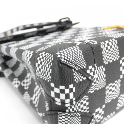 Pre-owned Louis Vuitton Black Coated Canvas Shoulder Bag ()