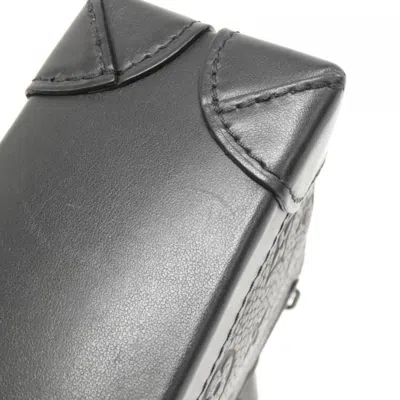 Pre-owned Louis Vuitton Black Leather Shoulder Bag ()